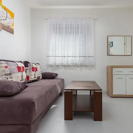 Fuer 2 Personen Ca 28 Qm In Pula, Istrien Istrische Riviera *