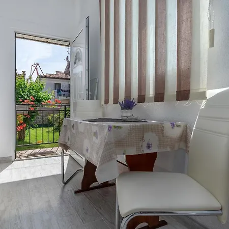 Fuer 2 Personen Ca 28 Qm In Pula, Istrien Istrische Riviera *