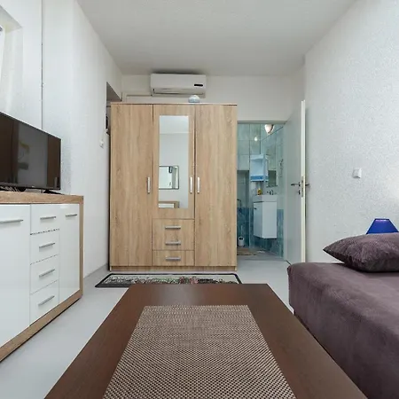 Fuer 2 Personen Ca 28 Qm In Pula, Istrien Istrische Riviera *